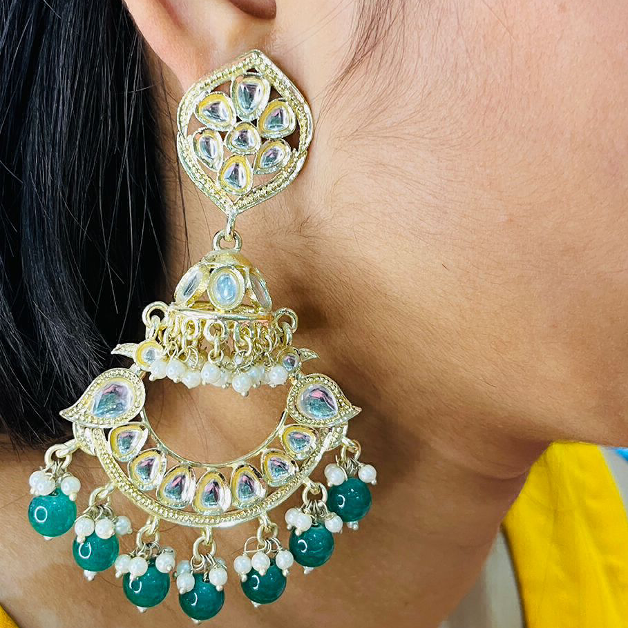 iconic kundan earring